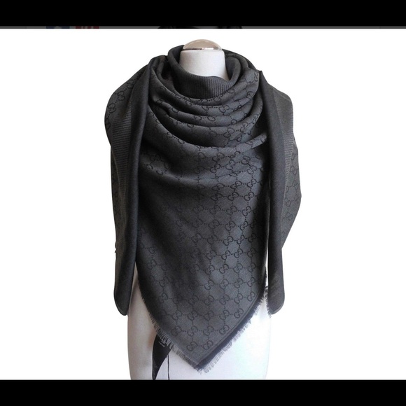 Gucci Charcoal Gray Shawl - Picture 5 of 5
